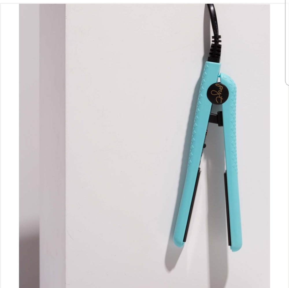 BNIB Pyt Blue Mini Ceramic Styling Tool - Picture 2 of 4